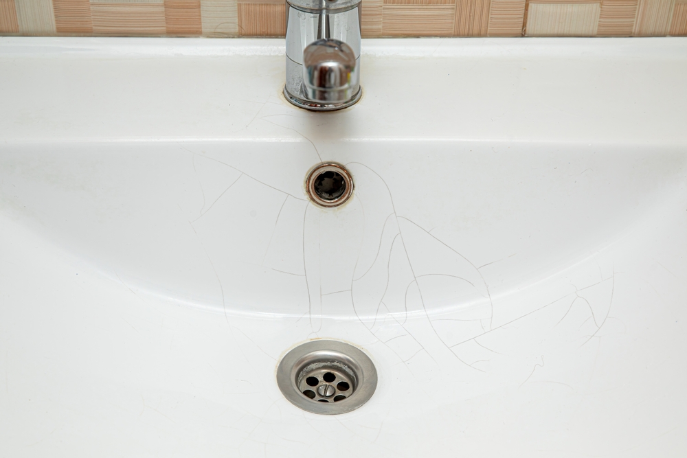 cracked porcelain sink